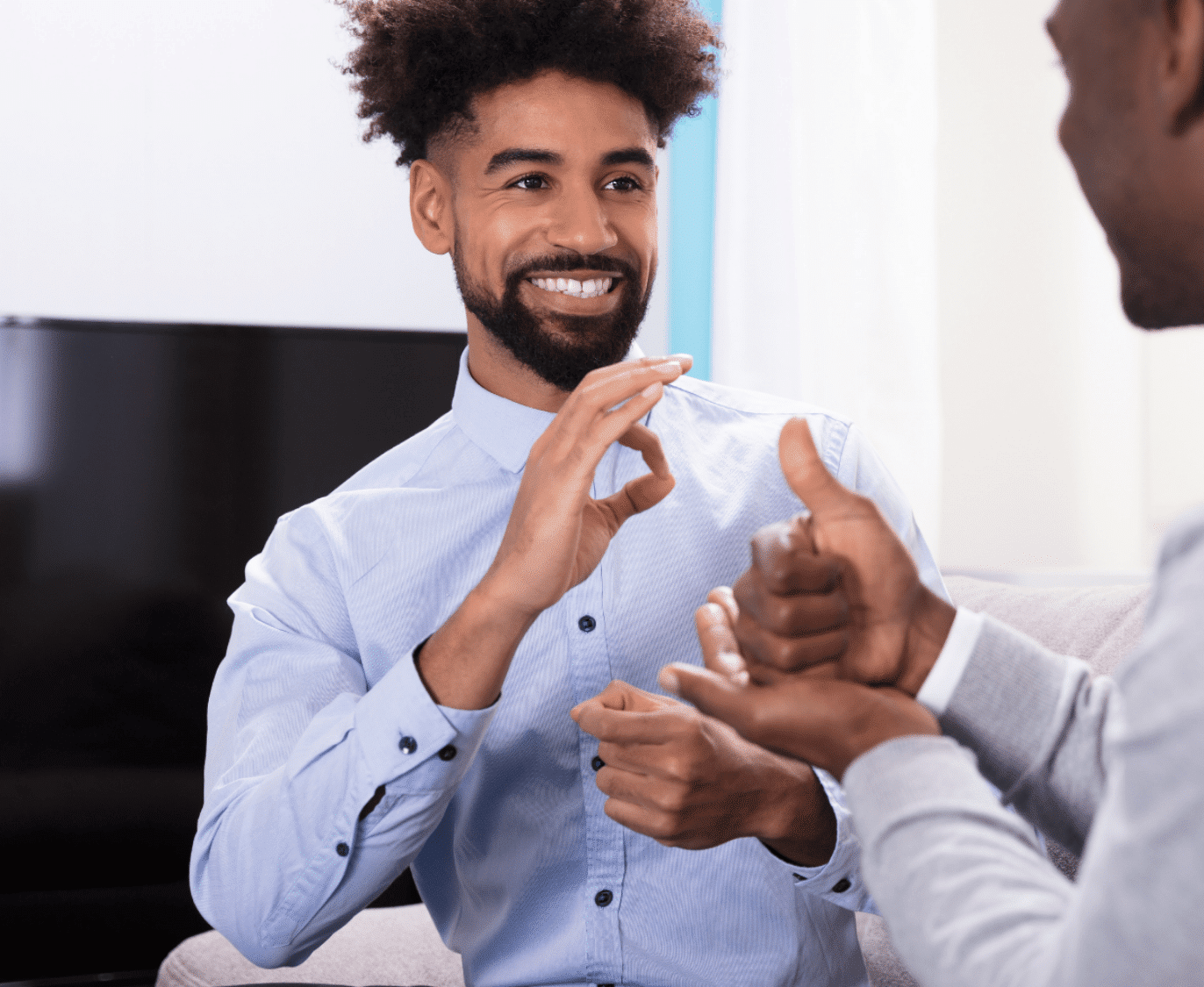 imagem de Língua de sinais: como funciona e quais são os tipos